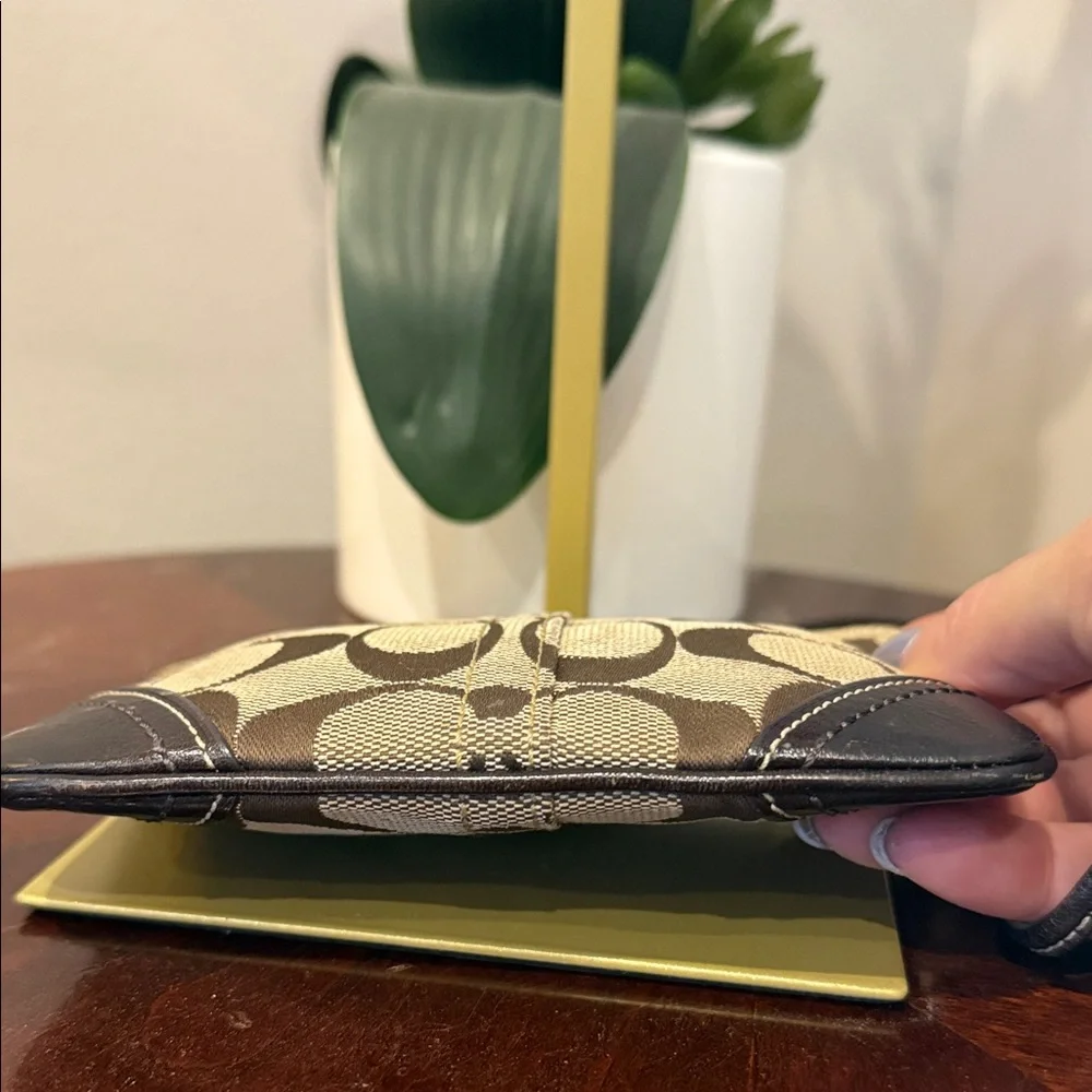 Coach Tan and Brown Signature Wristlet wallet coin purse organizer gold leather - Picture 6 of 8
